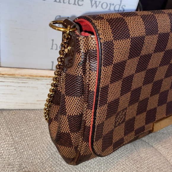 Authentic Louis Vuitton Damier Ebene Favorite MM bag/clutch - Picture 9 of 15